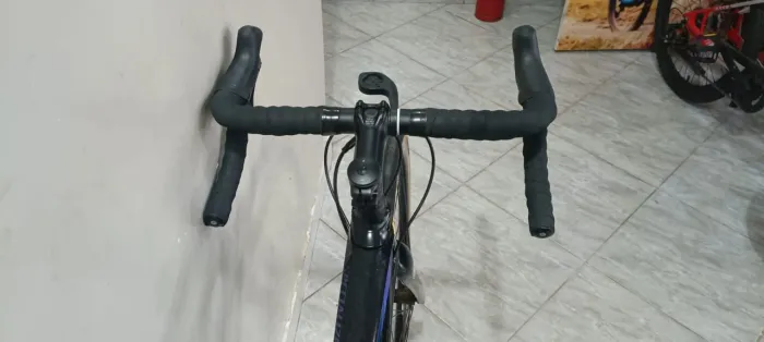 Vende-se Bicicleta SPECIALIZED 700" RUBY CARBONO