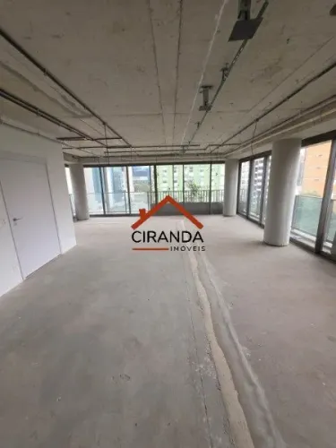 Apartamento Alto Padrão com 3 Suítes Próximo ao Parque Ibirapuera