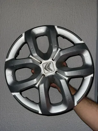 Calota de roda aro 15 novo C3