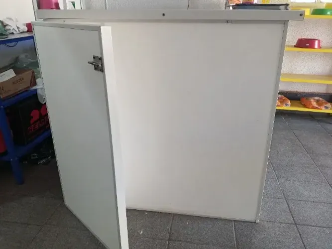 Balcão em divisória