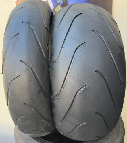 PAR PNEU DE MOTO MICHELIN SCORCHER11 160/60-18 + 240/40-18 (traseiro reforçado friso)