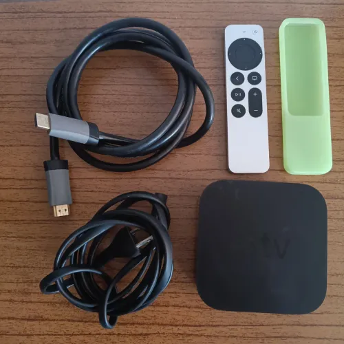 APPLE TV 4K (64GB) 2gen. Capa e cabo HDMI profissional. 