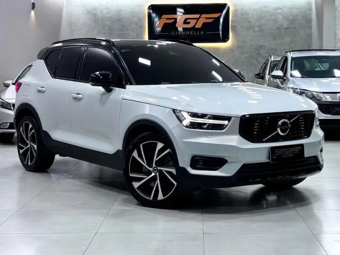 Volvo XC40 XC 40 T-5 Híbrido R-design 1.5 262cv FWD 2021