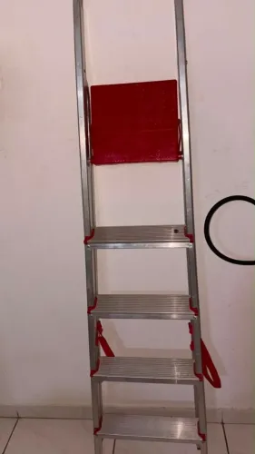 ESCADA