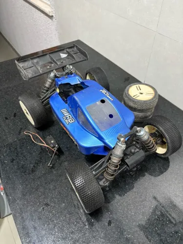 Chassi automodelo RB one nitro 1/8