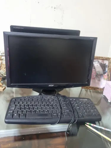 Kit Completo de Computador com 2 Monitores e Gabinete