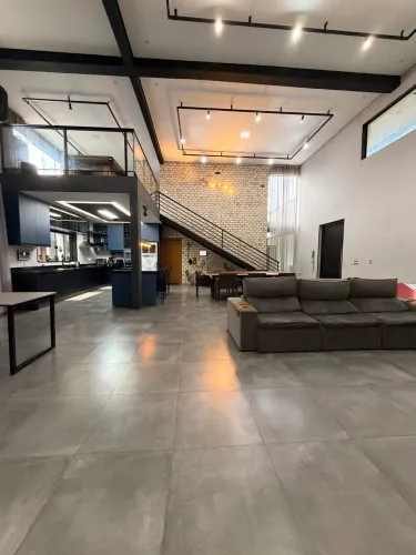 Casa ampla no Altiplano Leste