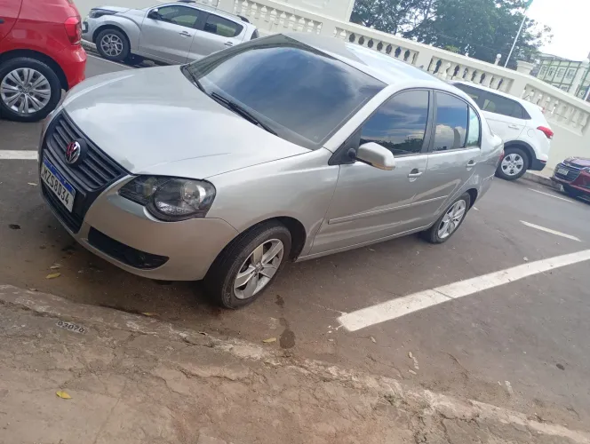 Volkswagen Polo Sedan 1.6 MI Total Flex 8V 4P 2008