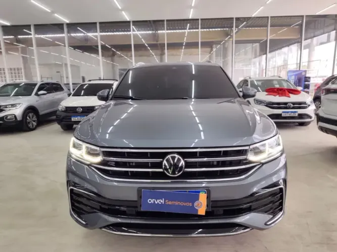 Volkswagen Tiguan Allspac R-line 300 TSI 2.0 2025