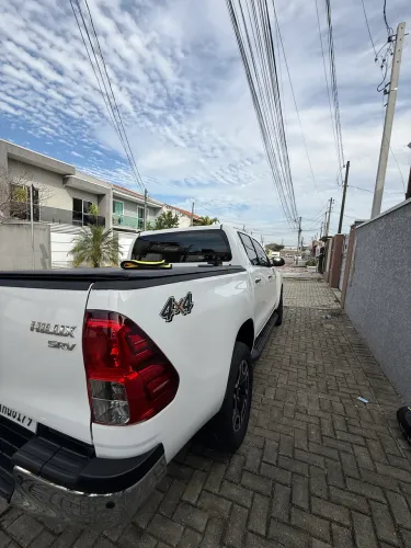 Toyota Hilux CD SRV 4X4 2.8 TDI Diesel Aut. 2021