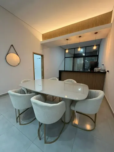 Casa Térrea em Condomínio Fechado