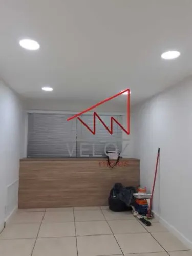 Sala - / Comercial / Centro