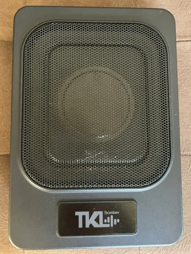 Caixa Bomber Slim Amplificada Subwoofer 250w Rms Tkl
