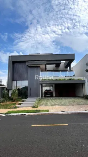 Casa de 4 Suítes em Condomínio Fechado no Nova Uberlândia