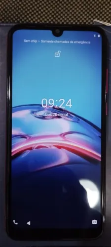Celular moto E6I todo original,acompanha capa, pelicula e carregador