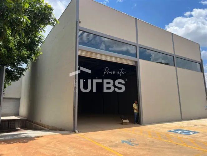 GALPÃO À VENDA| 670M² ÁREA TOTAL| 2 BANHEIROS| APARECIDA DE GOIÂNIA