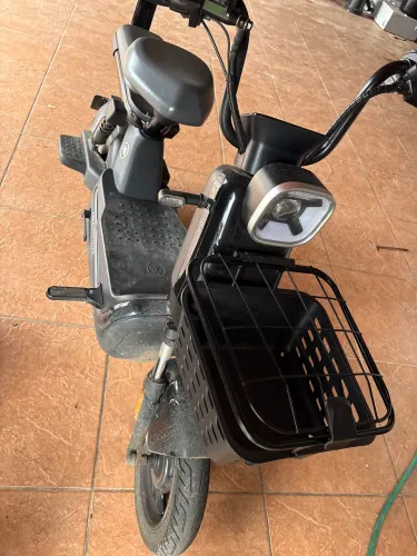 Autopropelido elétrico Aima 