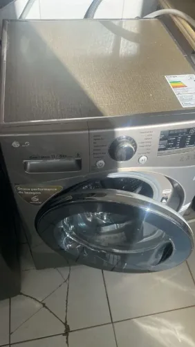 Vendo máquina lavar LG-inverter Direct Drive,ótimo estado, valor 1,500, reais.