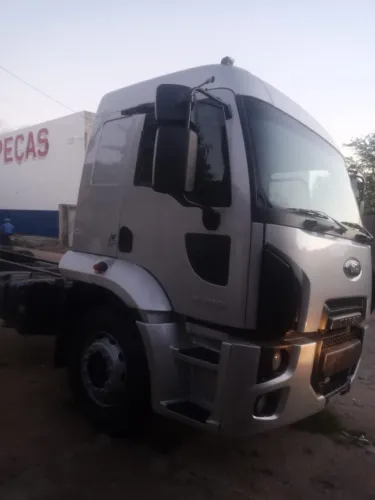 Vende-se ou troca esse caminhão