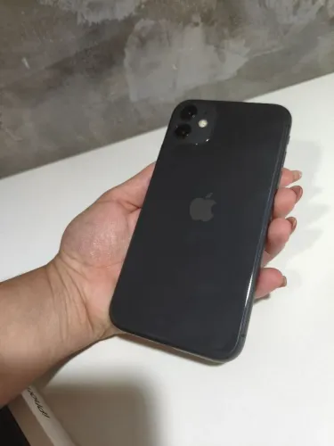 iPhone 11 64GB