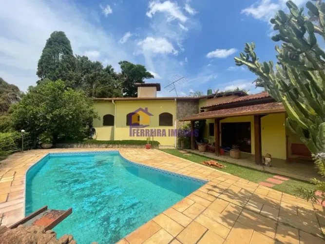 Ibiúna, casa de campo para locação em condomínio de alto padrão