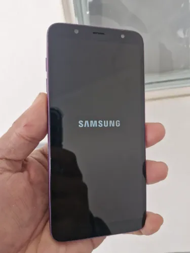 Samsung J8 64gb 4gb de ram