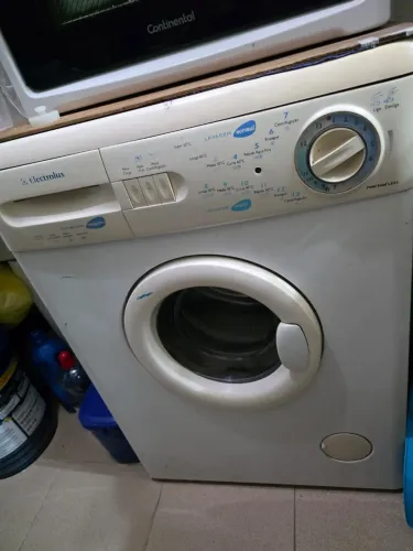 Máquina de Lavar Electrolux Front Load