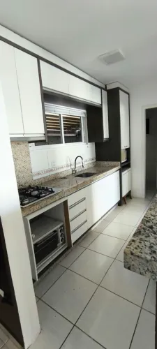 Casa com 3 quartos e uma suite todos cômodos climatizados