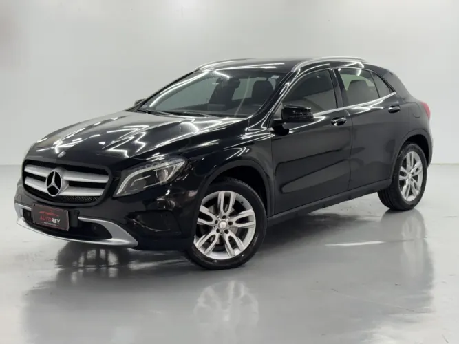 Mercedes-Benz GLA 200 Adv. 1.6/1.6 TB 16V Flex Aut. 2016
