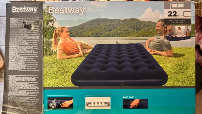 Colchão Camping Casal Inflável 300kg + Bomba De Ar Bestway Cor Azul