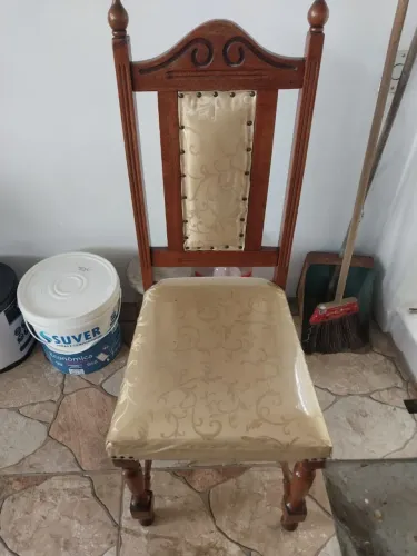 RARIDADE CADEIRA ALTAR, SALA DE JANTAR.
