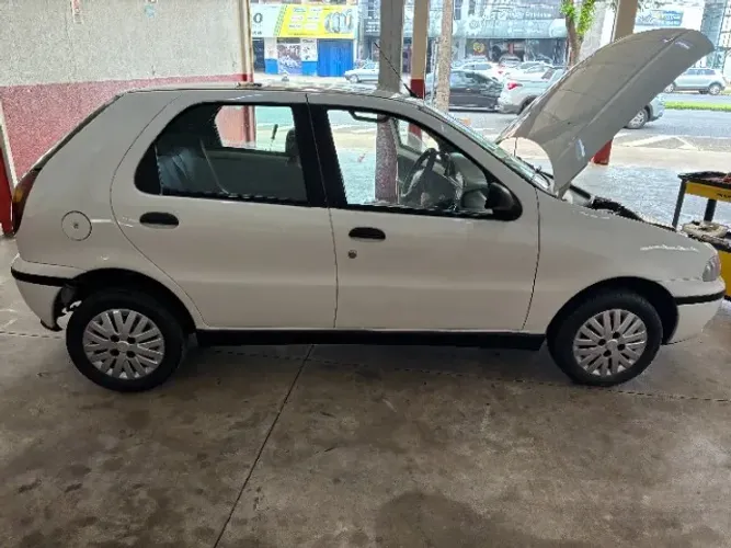 Fiat Palio EL 1.5 MPI 2P E 4P 1996