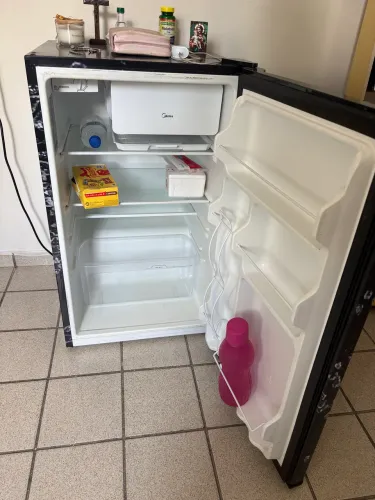 Frigobar Seminovo Midea