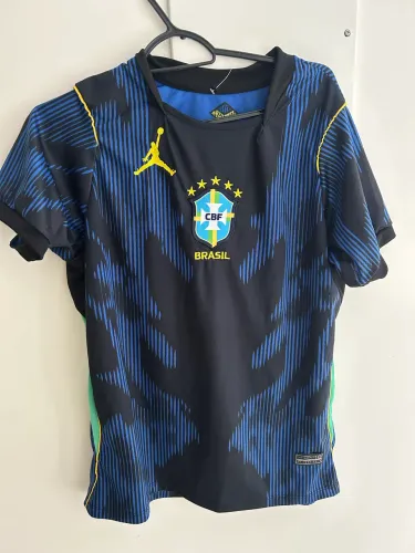 Blusa Brasil feminina primeira linha
