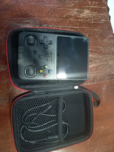 Console R36S 64 gb