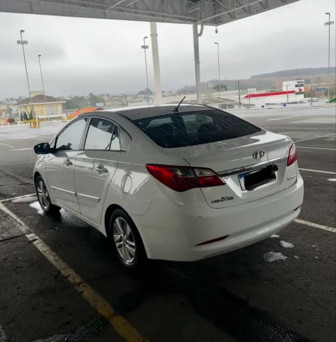 Hyundai HB20S C.plus/c.style 1.6 Flex 16V Mec.4p 2014