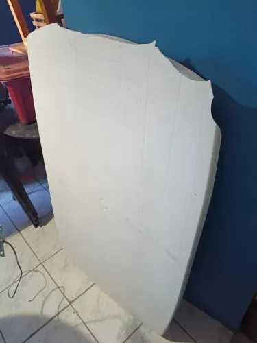 Mesa de plástico somente quina quebrada 1,20. Completa com 4 pés