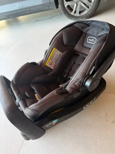 Bebê Conforto Evenflo LiteMax com Base Isofix, Rollover Tested