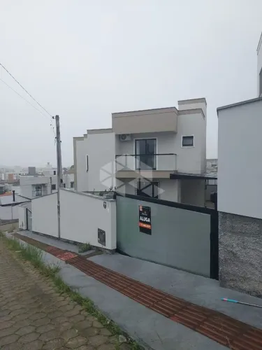 Casa Residencial 75M² - para Alugar