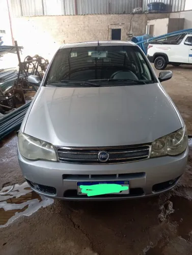 Fiat Siena HLX 1.8 MPI Flex 8V 4P 2007