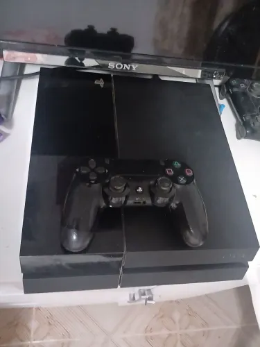 Ps4 com controle
