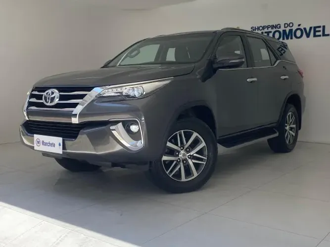 Toyota Hilux SW4 SRX 4X4 2.8 TDI 16V Dies. Aut. 2020