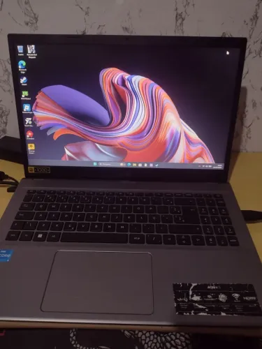 NOTEBOOK ACER ASPIRE 5 !! USADO MAS FUNCIANA PERFEITAMENTE SEM MARCAS DE USO