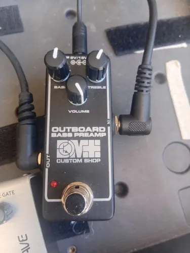 Pedal DMT bass pre amp Outboard