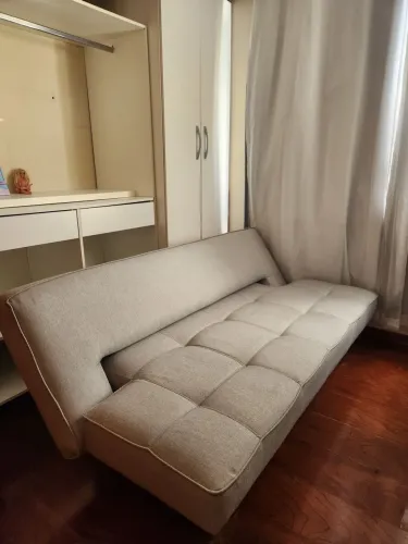 Sofá Cama em linho impecável 
