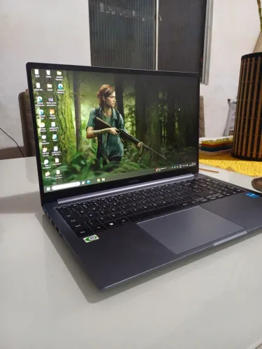 Notebook galaxy book 4