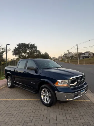 Ram Classic Laramie 5.7 V8 16V Gasolina 4X4 Aut. 2023