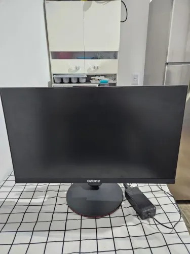 Monitor Ozone 24.5? 240HZ