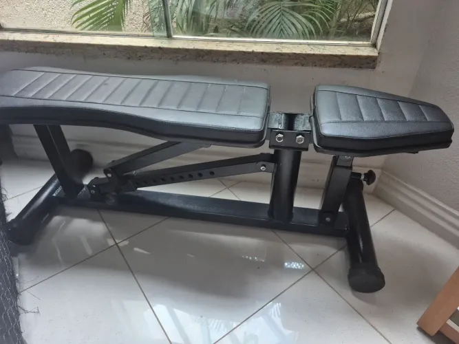 Banco de musculação reclinável