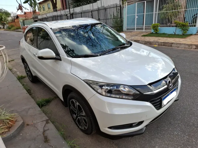 Honda HR-V Touring 1.8 Flexone 16V 5P Aut. 2018